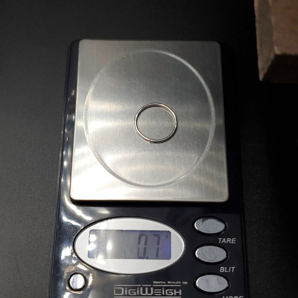 Size 6.25 Sterling Silver Small Slightly Hammered Band Ring - Picture 5 of 5